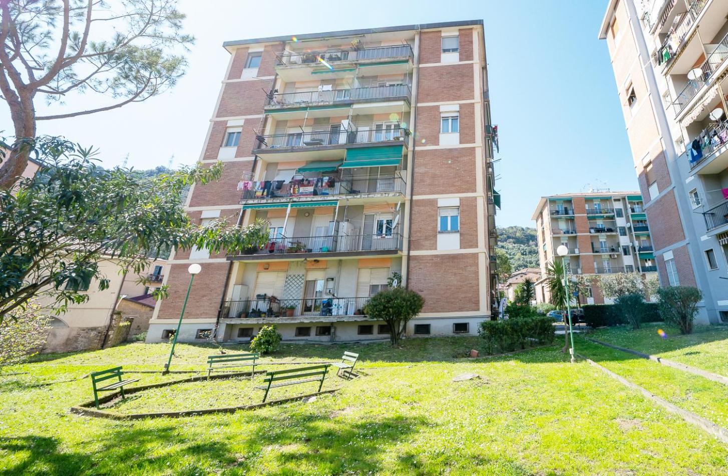 Appartamento Con Parcheggio Vicino Alla Stazione E Centro La Spezia Ngoại thất bức ảnh